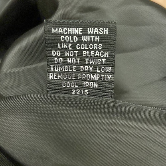 RAFAELLA Black Pinstripe Vertical Lines Notched Collar Button Lined Blazer - Picture 7 of 7